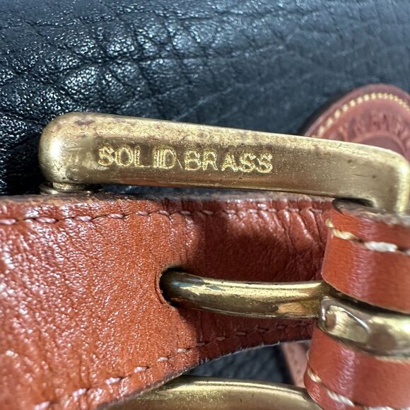 Vintage Dooney & Bourke All-Weather Leather Crossbody Bag Classic - Picture 14 of 14